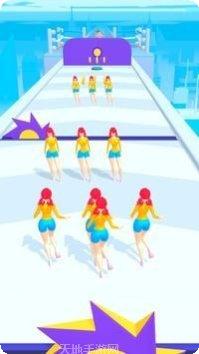 女孩向前冲好玩吗