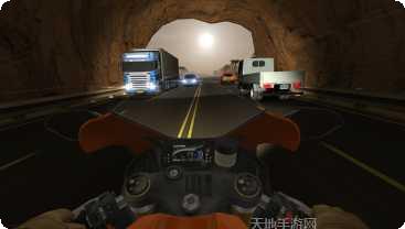 公路交通摩托赛车玩法攻略